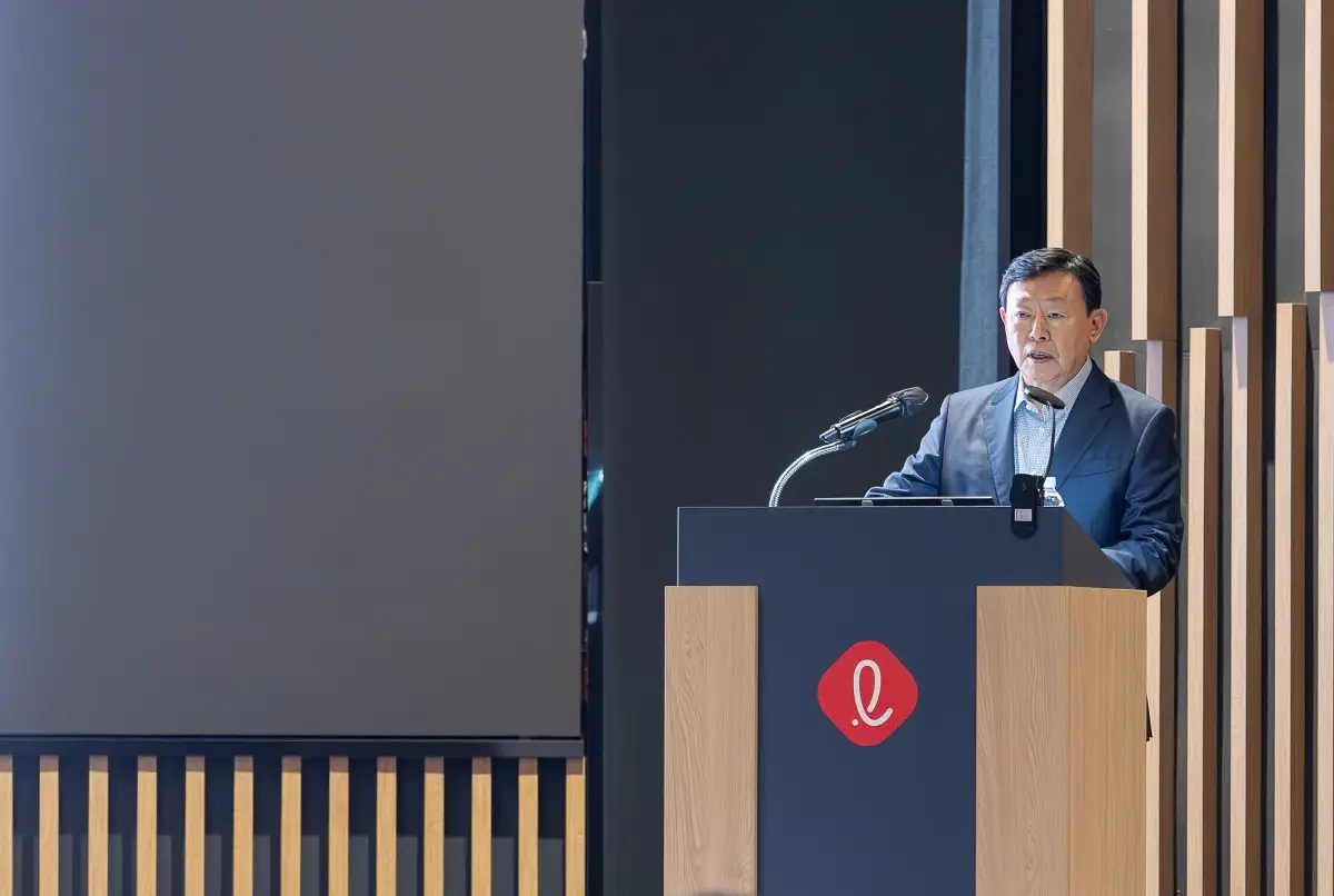 신동빈의 일침 “문제 알면서 외면 말라”… 롯데, 본원적 경쟁력 회복 총력