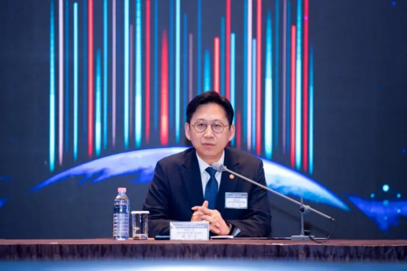 AI 고속도로 구축 본격화…정부, 첨단 GPU 확보에 2조 투자