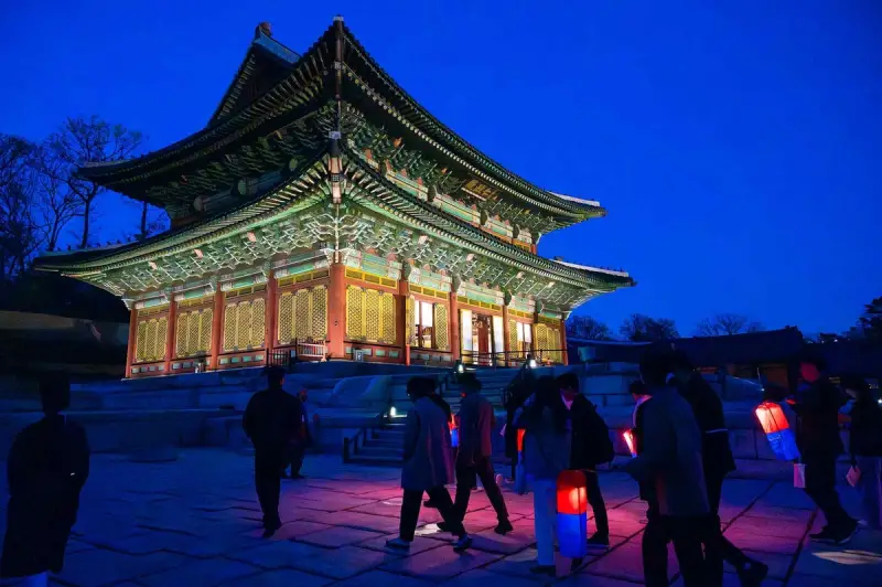 청사초롱 들고 걷는 궁궐의 밤…창덕궁 ‘달빛기행’ 4월 개막