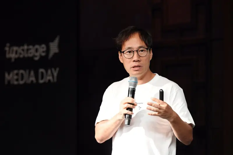 업스테이지, ‘AI 모델→에이전트→포털’ 수직계열화 선언…토종 AI 플랫폼 대도약