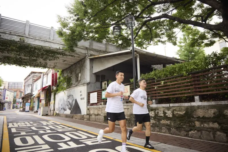 [마케팅 트렌드] 광복절 마케팅의 진화…역사와 AI·기부·체험으로 고객과 연결하다